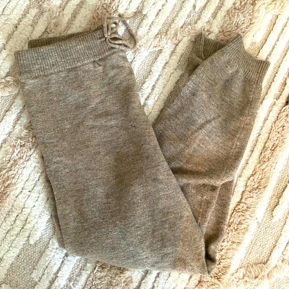 COZY beige joggers